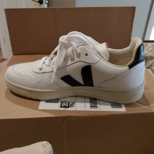 Veja Sneakers